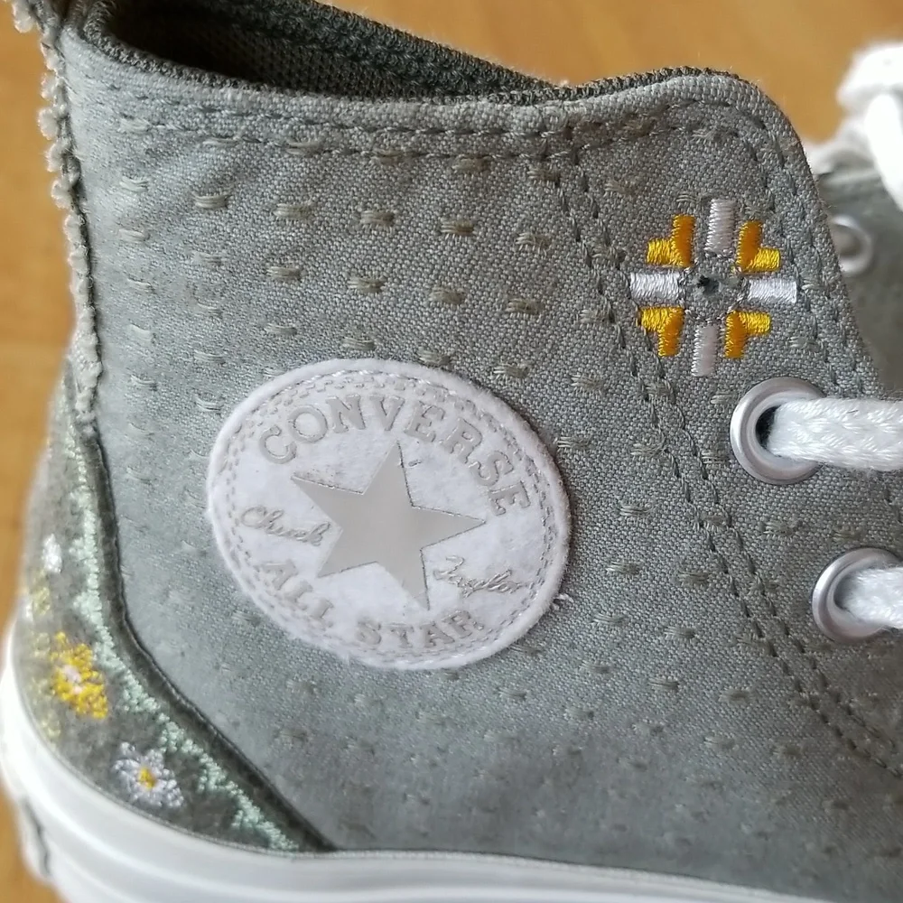 Converse Chuck Taylor All Star Lift Platform Autumn Embroidery Shoes. Size 5.5 - Picture 10 of 12